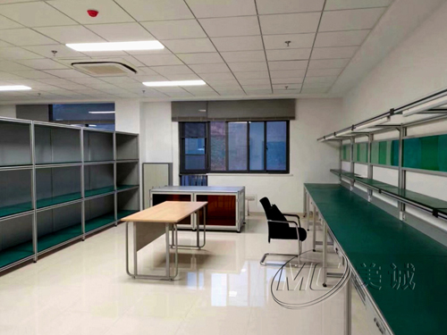 浙江鋁型材廠家生產(chǎn)的防靜電工作臺(tái)，和江蘇有什么不一樣？